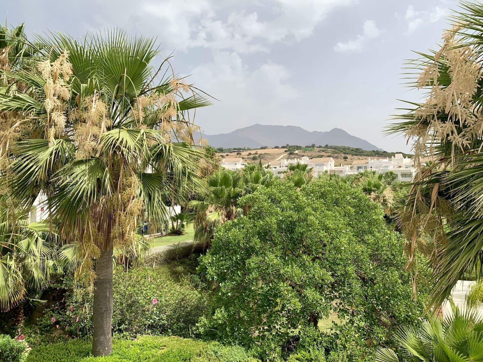 Apartamento de 2 habitaciones en Casares en venta - 285.000 € (Ref: 8482418)