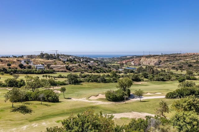 2 soverom Penthouse til salgs i Estepona med svømmebasseng - € 240 000 (Ref: 8482532)