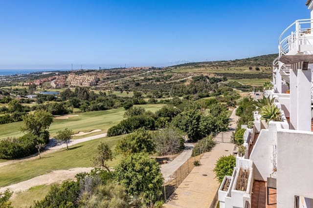 2 soverom Penthouse til salgs i Estepona med svømmebasseng - € 240 000 (Ref: 8482532)