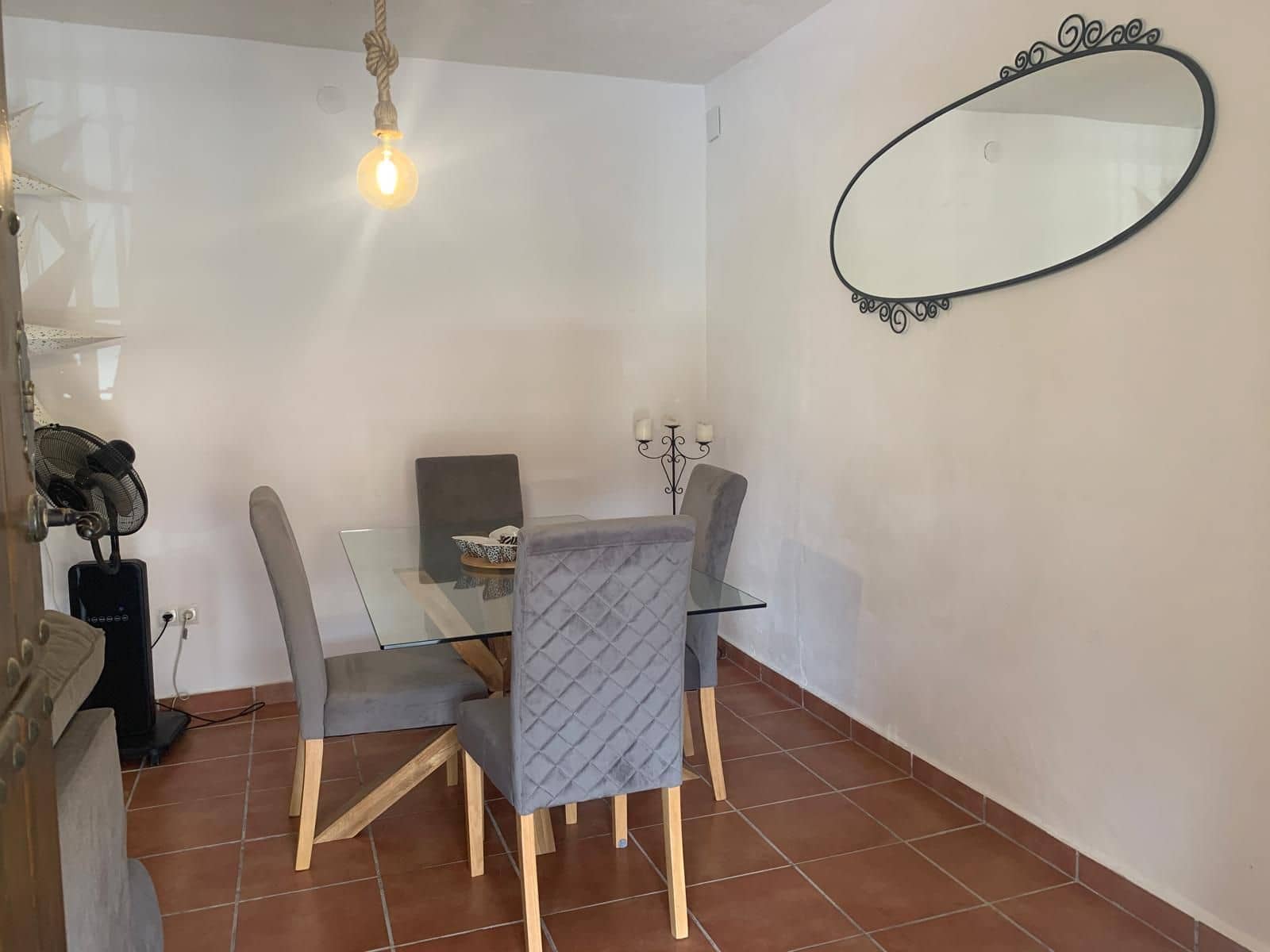 4 soveværelse Finca/Landehus til salg i Casarabonela med swimmingpool - € 389.000 (Ref: 8488284)