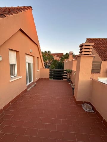 3 soverom Penthouse til salgs i Casares med svømmebasseng - € 276 000 (Ref: 8491426)