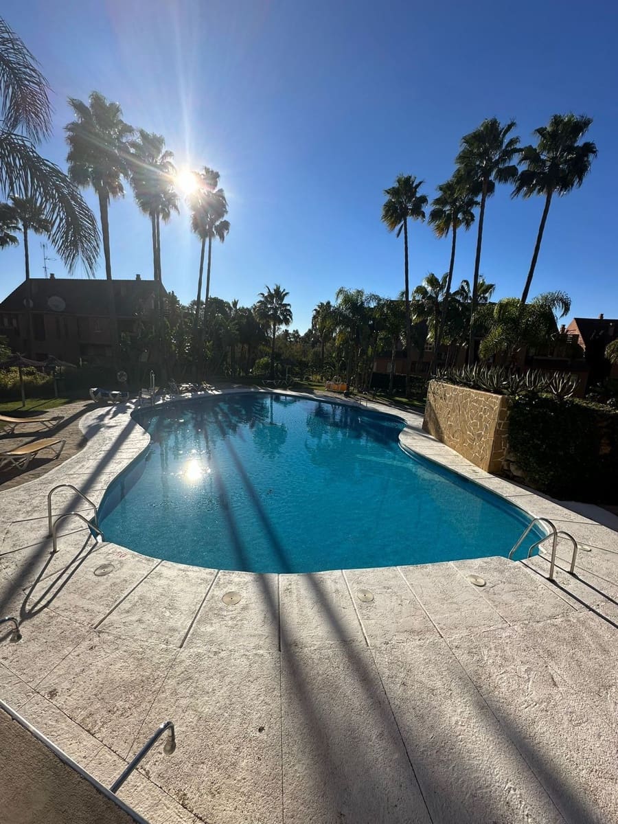 3 bedroom Penthouse for sale in Casares with pool - € 276,000 (Ref: 8491426)