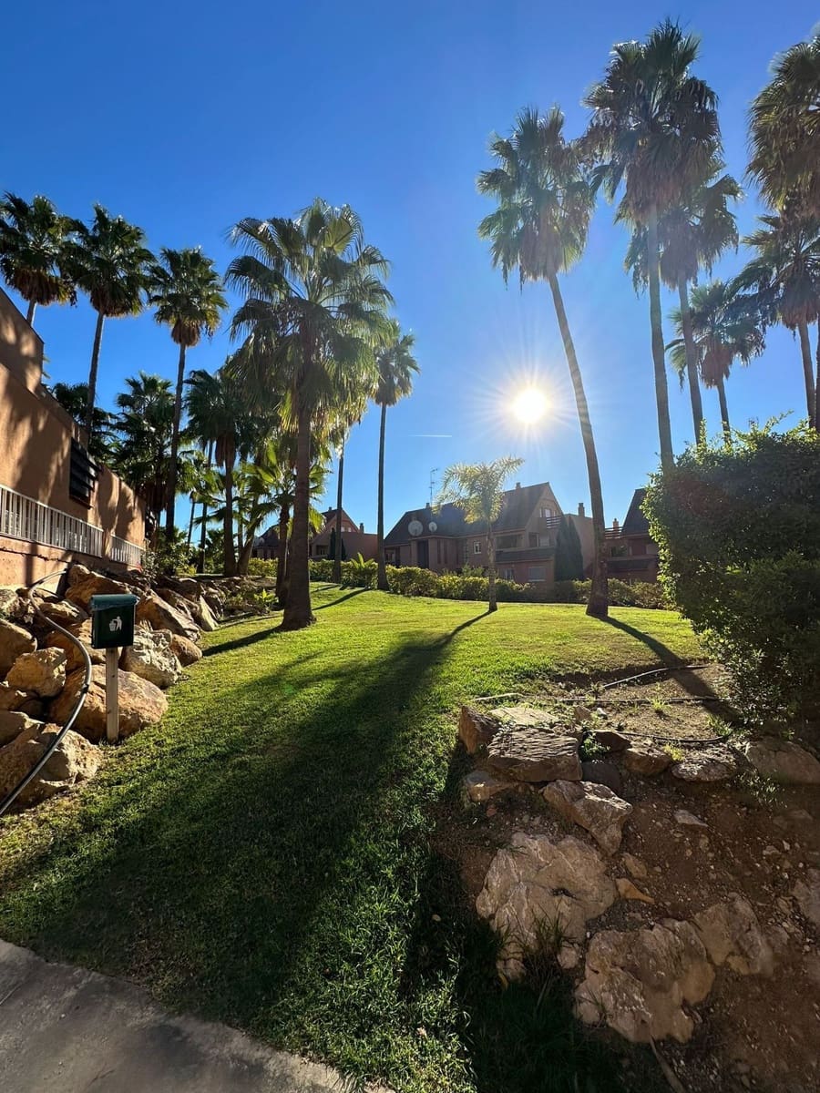 3 bedroom Penthouse for sale in Casares with pool - € 276,000 (Ref: 8491426)