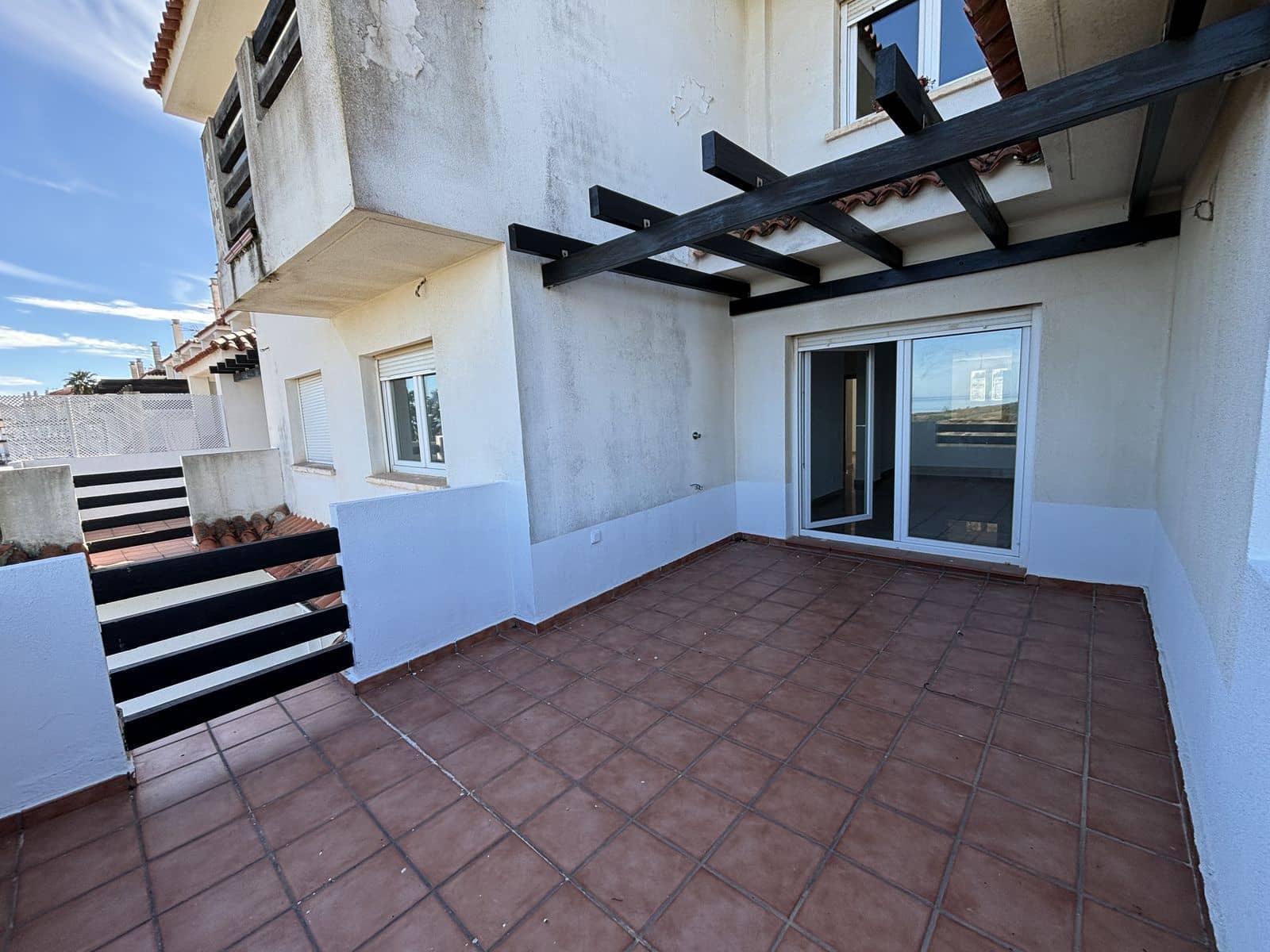 2 sypialnia Apartament na sprzedaż w La Duquesa / Puerto de la Duquesa - 184 000 € (Ref: 8562353)