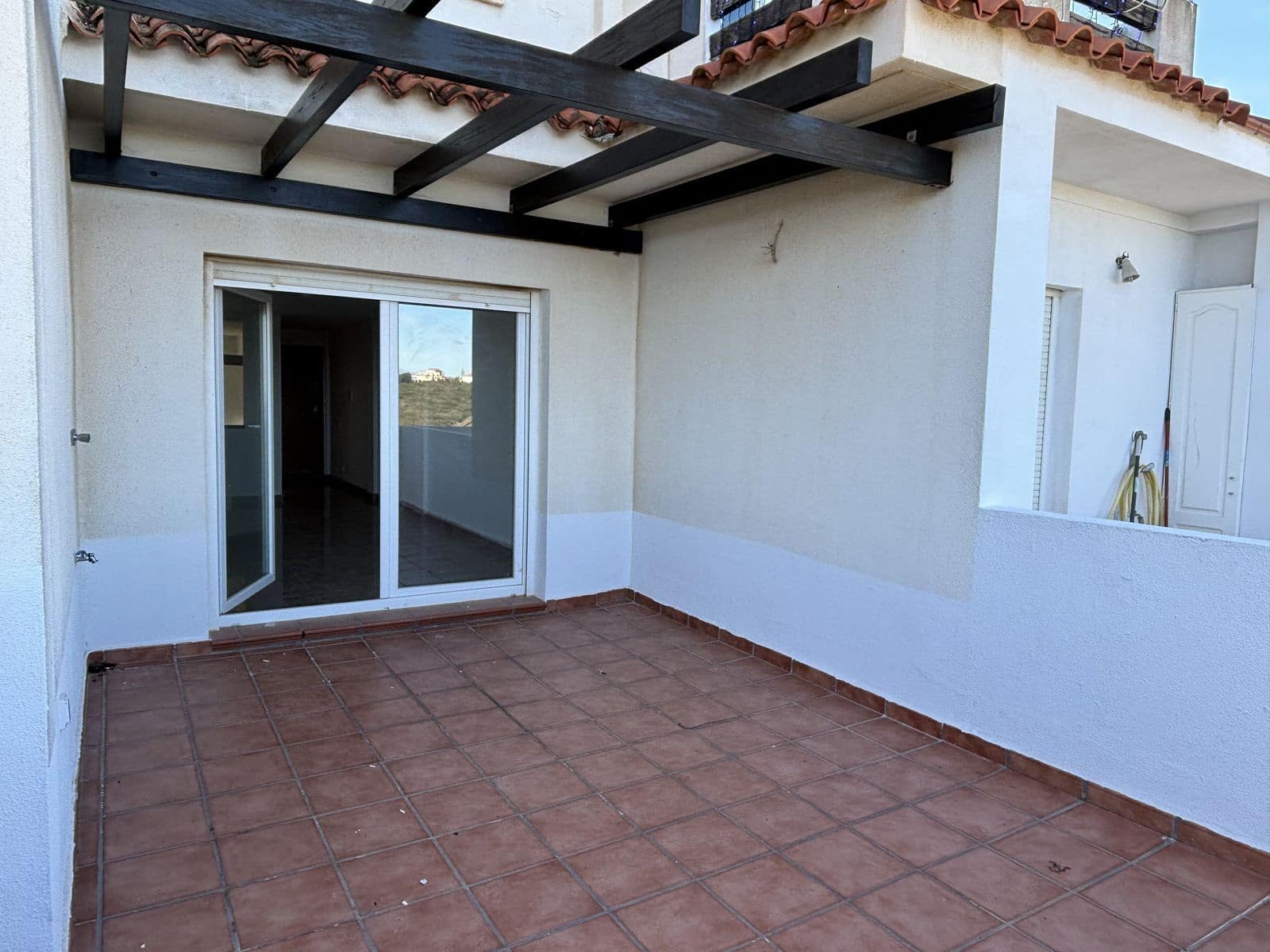 2 sypialnia Apartament na sprzedaż w La Duquesa / Puerto de la Duquesa - 184 000 € (Ref: 8562353)