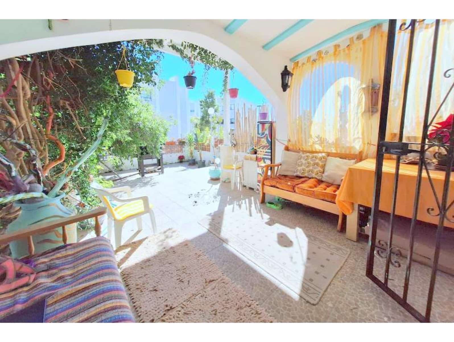 2 slaapkamer Huis te koop in La Duquesa / Puerto de la Duquesa - € 178.000 (Ref: 8562354)