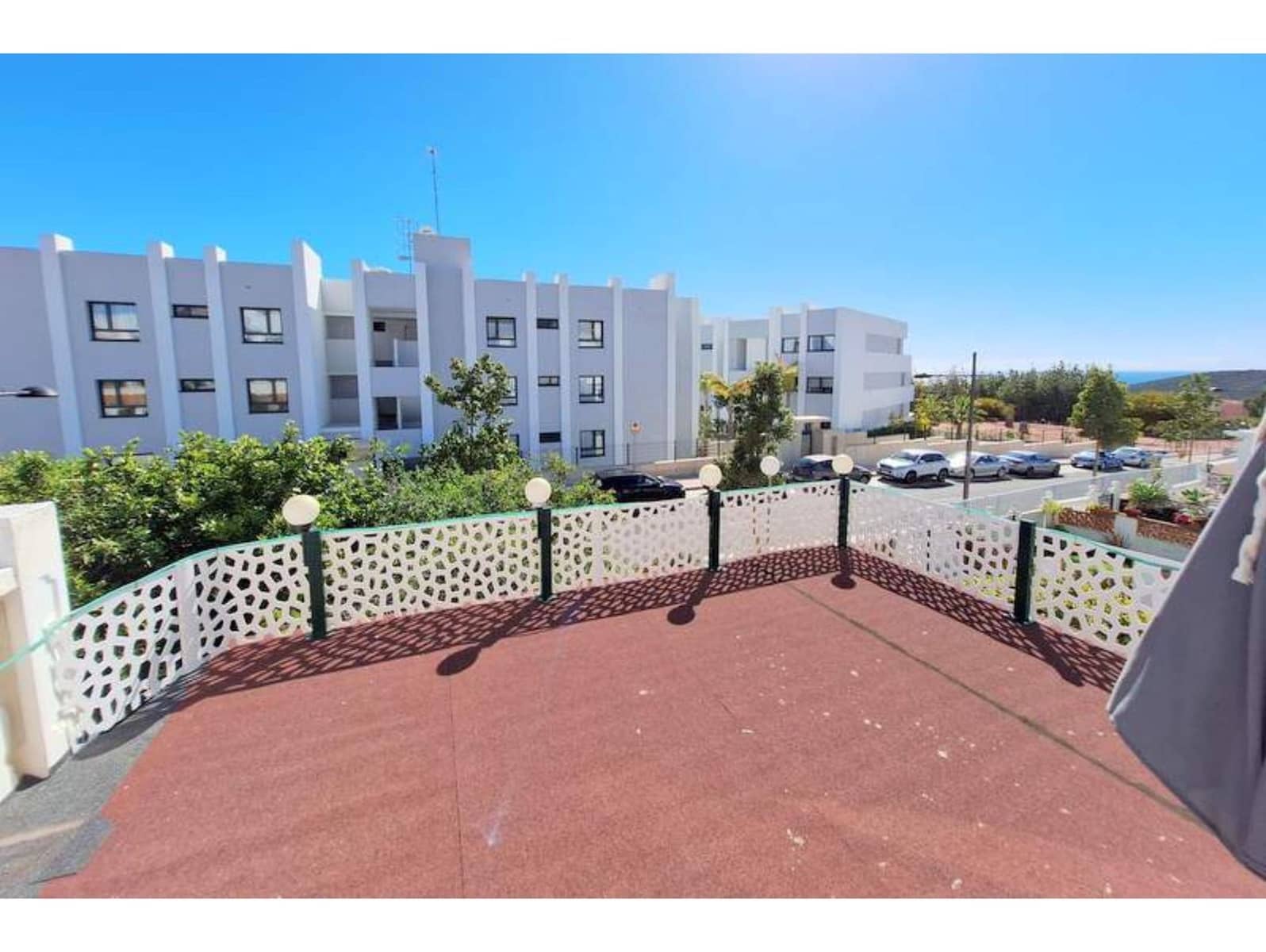 2 slaapkamer Huis te koop in La Duquesa / Puerto de la Duquesa - € 178.000 (Ref: 8562354)