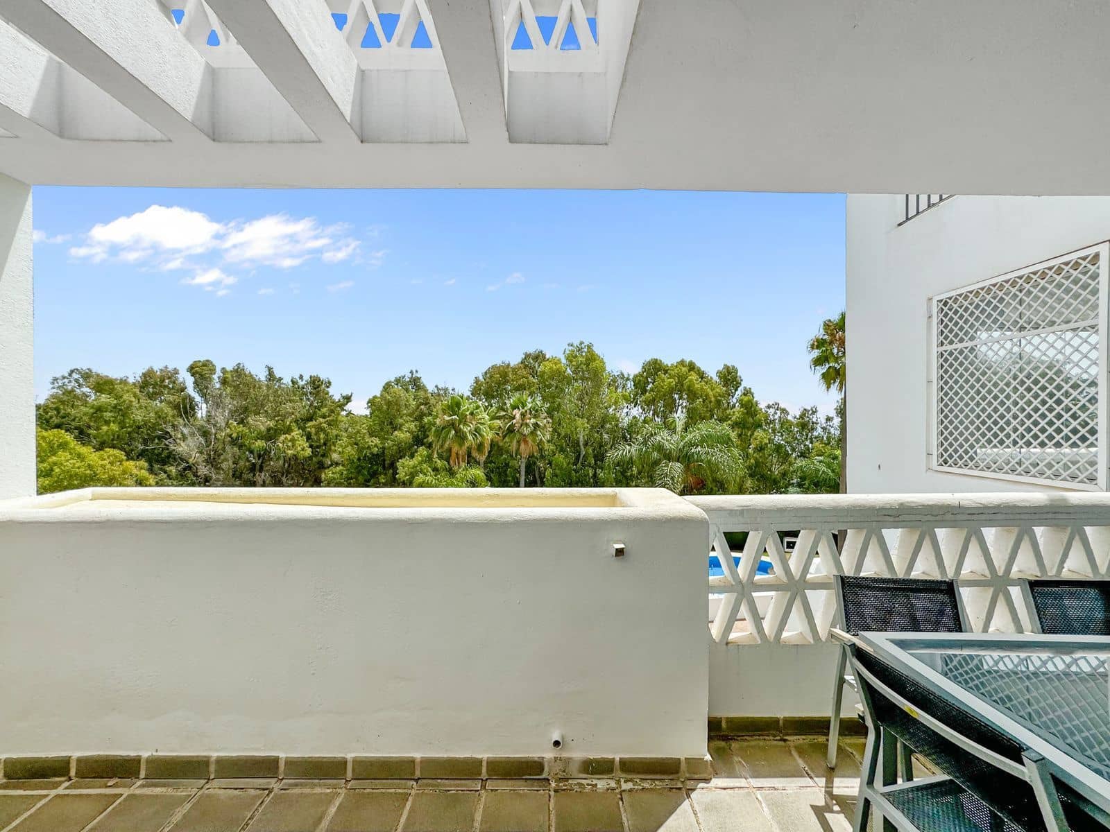 3 bedroom Apartment for sale in Bahia de Casares with pool - € 280,000 (Ref: 8562464)