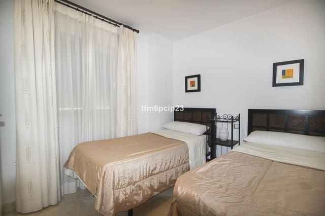 3 bedroom Apartment for sale in San Luis de Sabinillas, Manilva with pool - € 279,000 (Ref: 8562465)