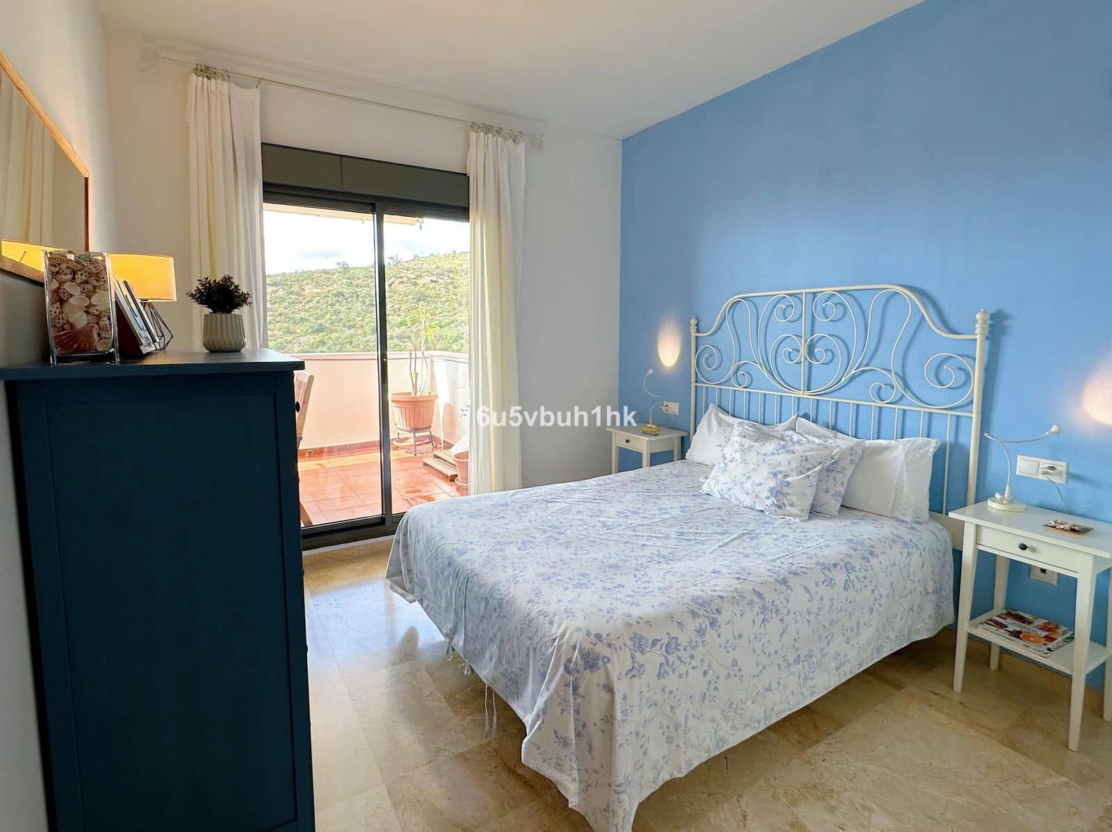2 bedroom Apartment for sale in Manilva with pool - € 275,000 (Ref: 8562467)