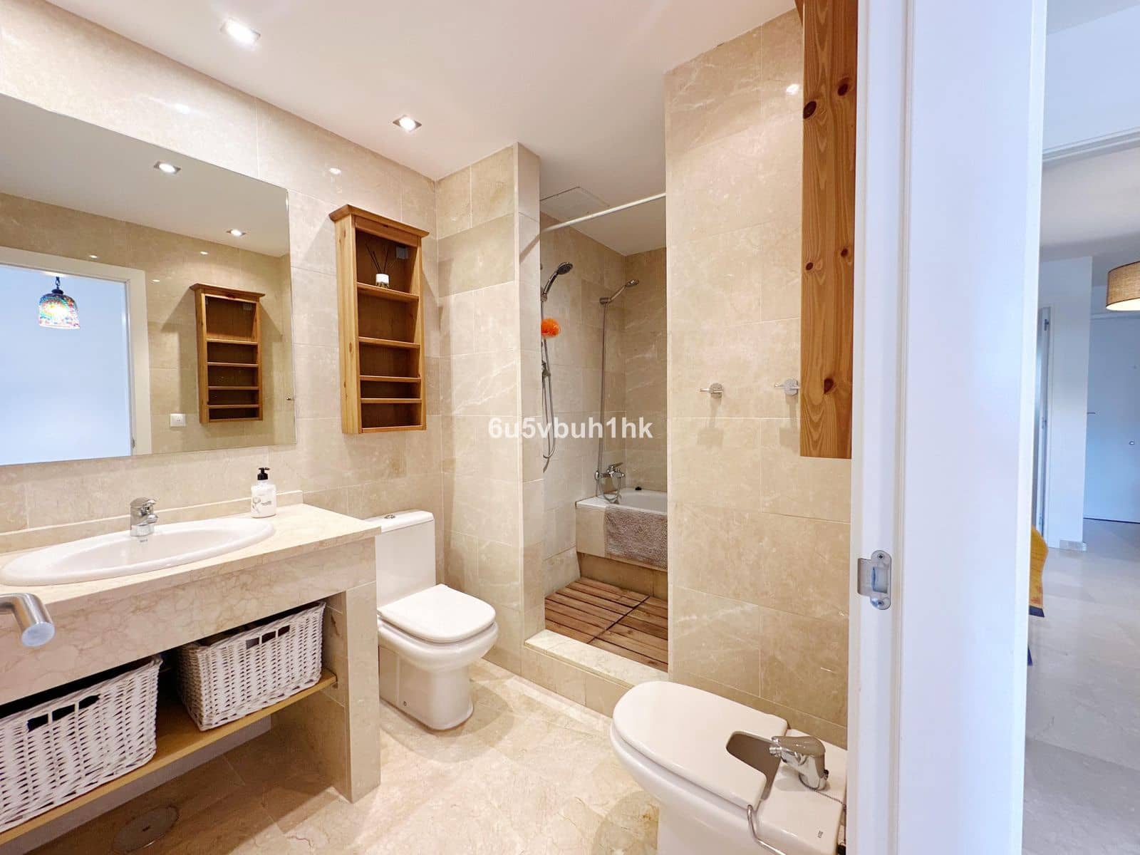 2 bedroom Apartment for sale in Manilva with pool - € 275,000 (Ref: 8562467)