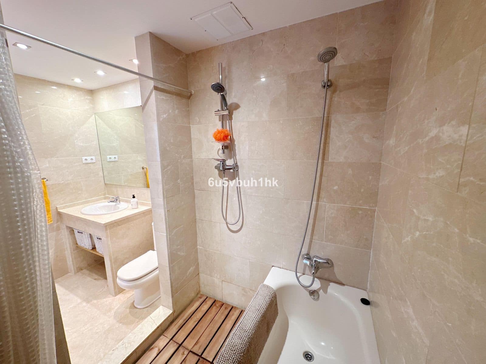 2 bedroom Apartment for sale in Manilva with pool - € 275,000 (Ref: 8562467)