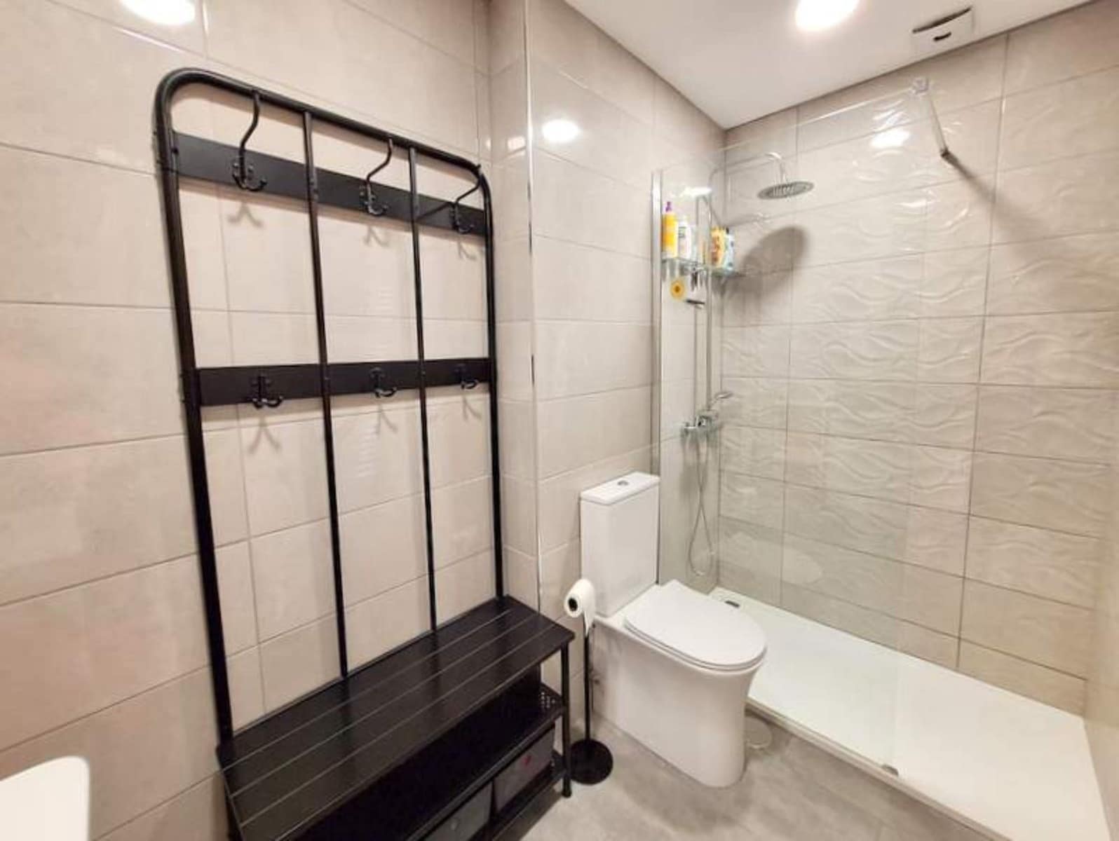 2 sypialnia Apartament na sprzedaż w La Duquesa / Puerto de la Duquesa z basenem - 239 000 € (Ref: 8562473)