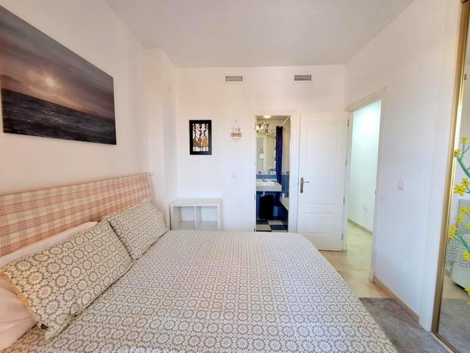 2 sypialnia Apartament na sprzedaż w La Duquesa / Puerto de la Duquesa z basenem - 239 000 € (Ref: 8562473)