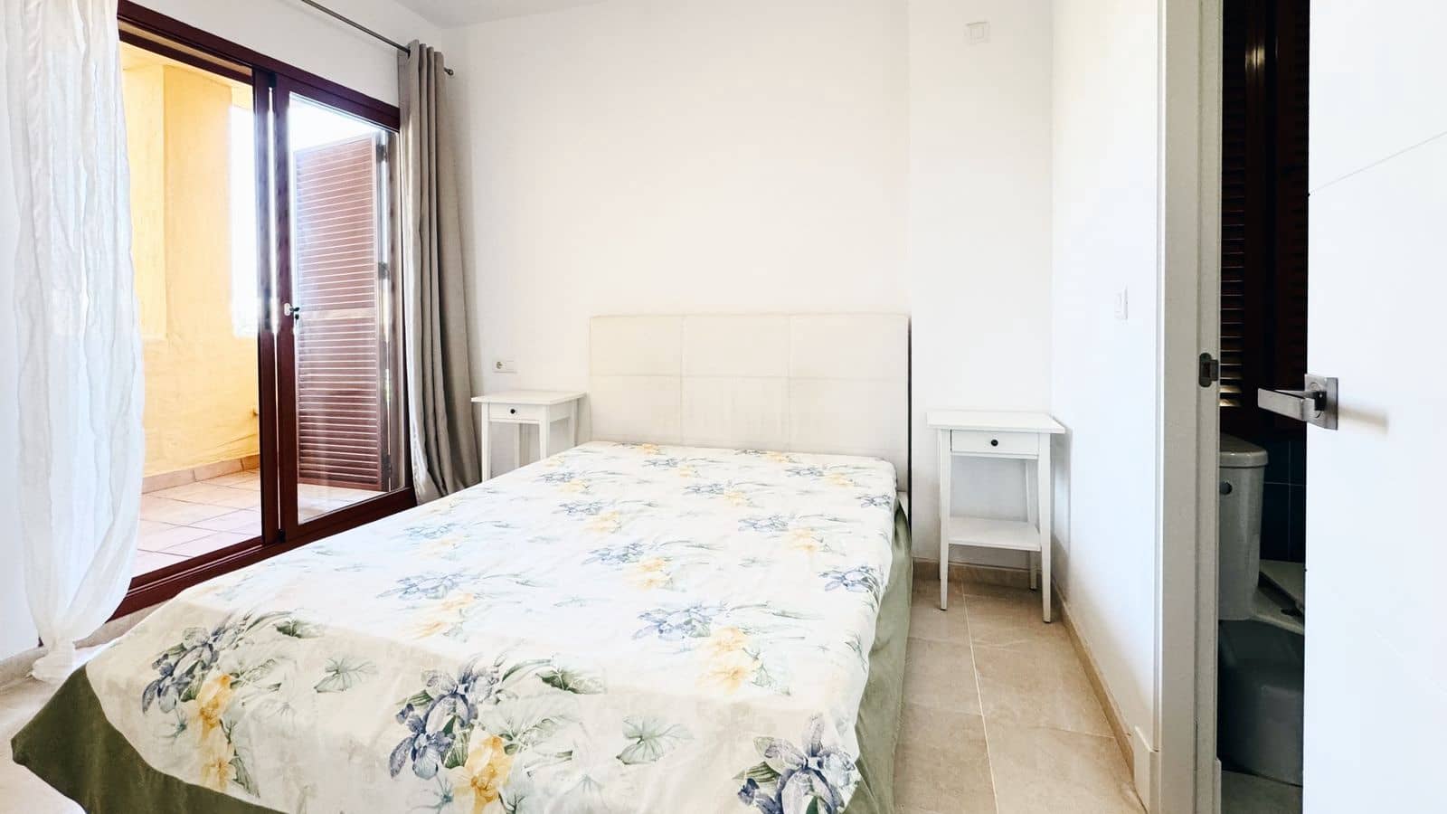 2 sypialnia Apartament na sprzedaż w Manilva - 240 000 € (Ref: 8562476)