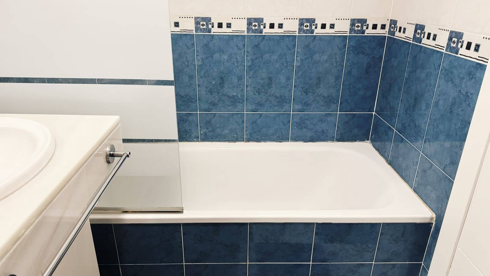 2 sypialnia Apartament na sprzedaż w Manilva - 240 000 € (Ref: 8562476)