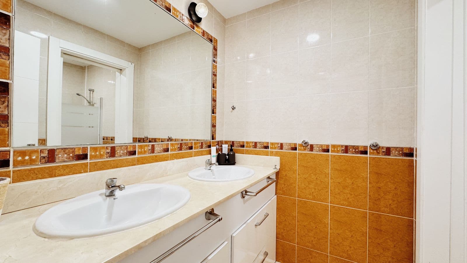 2 sypialnia Apartament na sprzedaż w Manilva - 240 000 € (Ref: 8562476)