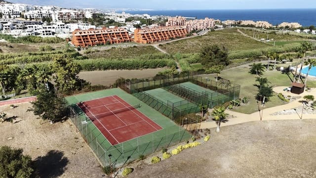 2 soverom Leilighet til salgs i Manilva - € 240 000 (Ref: 8562476)