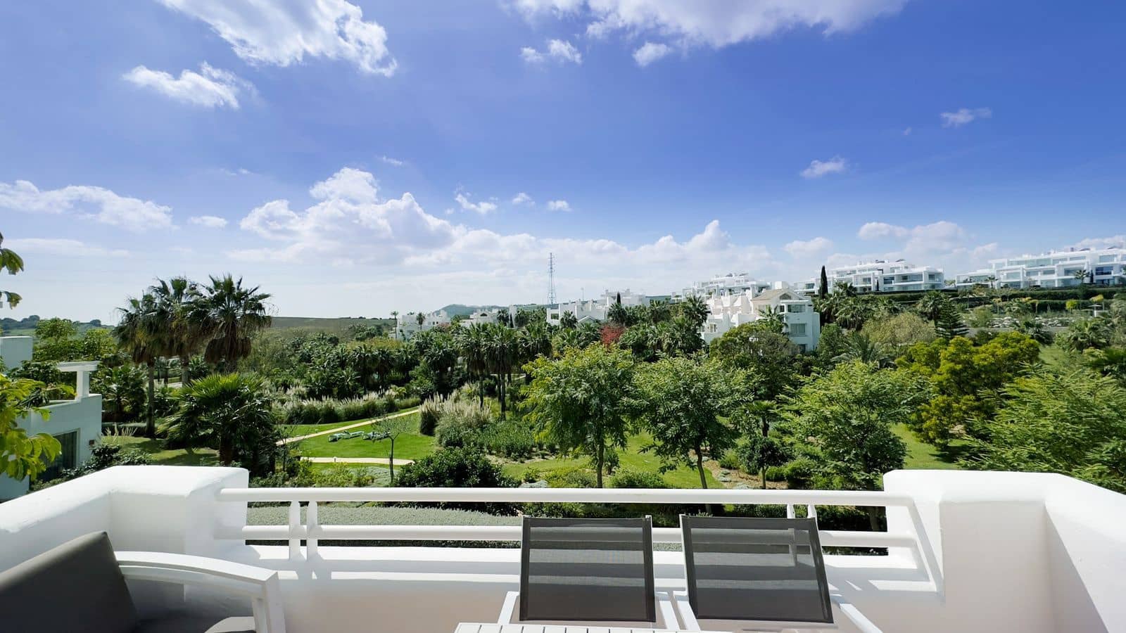 2 bedroom Apartment for sale in Casares - € 298,000 (Ref: 8563015)