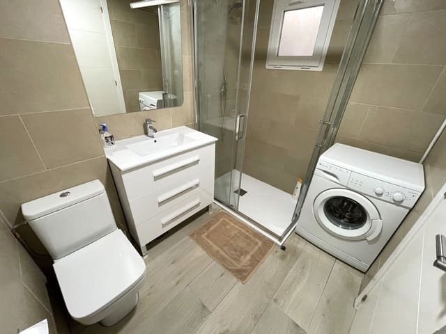 2 quarto Apartamento para venda em Estepona com piscina - 295 000 € (Ref: 8563016)