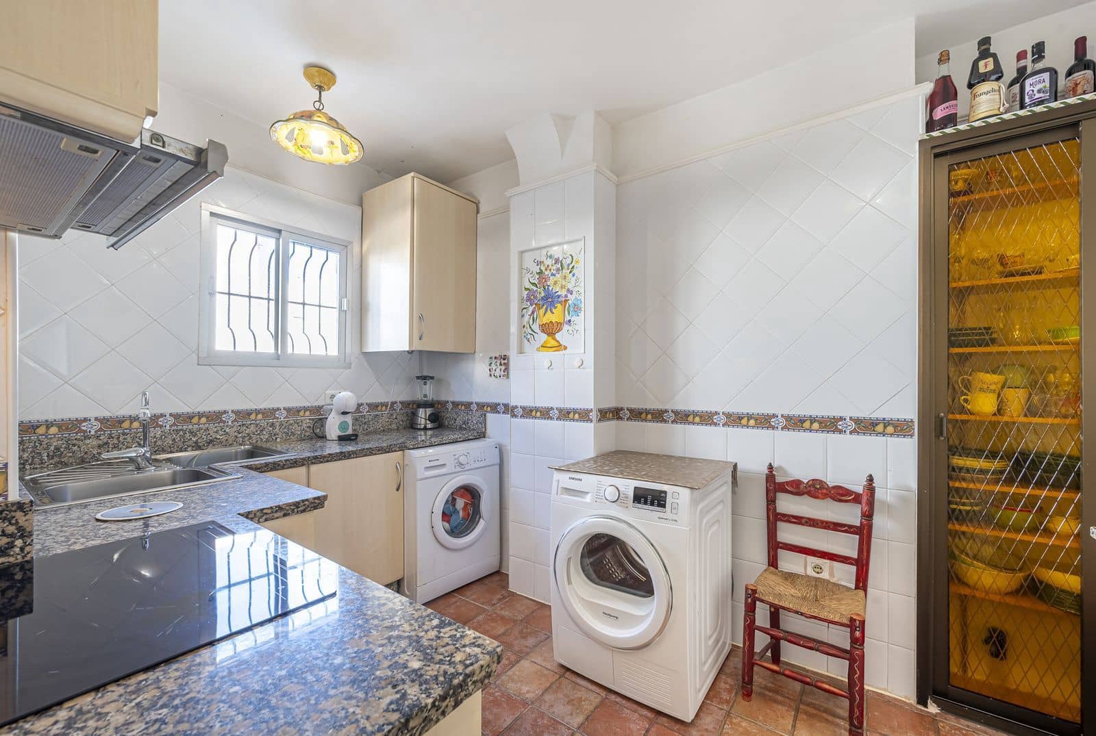 3 slaapkamer Appartement te koop in Estepona - € 250.000 (Ref: 8563022)