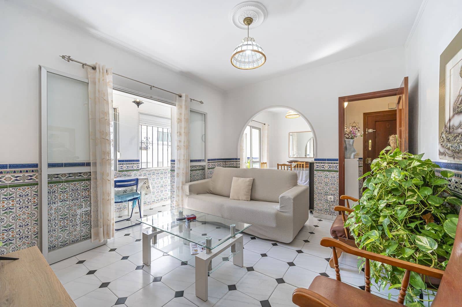 3 slaapkamer Appartement te koop in Estepona - € 250.000 (Ref: 8563022)