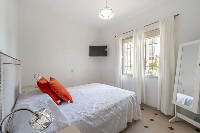 3 slaapkamer Appartement te koop in Estepona - € 250.000 (Ref: 8563022)