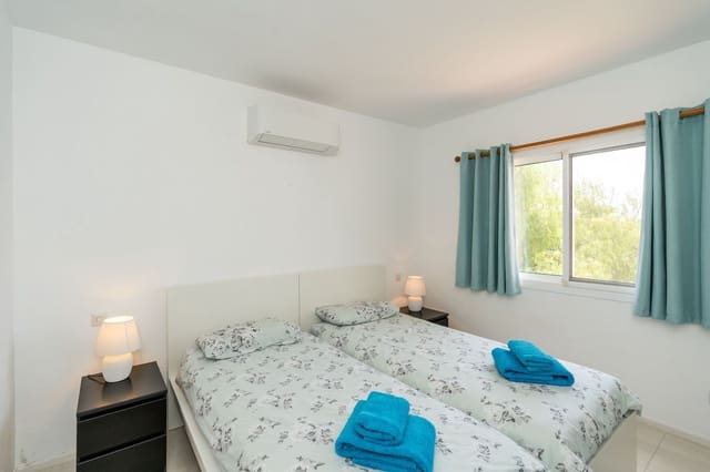 2 slaapkamer Appartement te koop in El Paraiso, Estepona met zwembad - € 245.000 (Ref: 8563023)