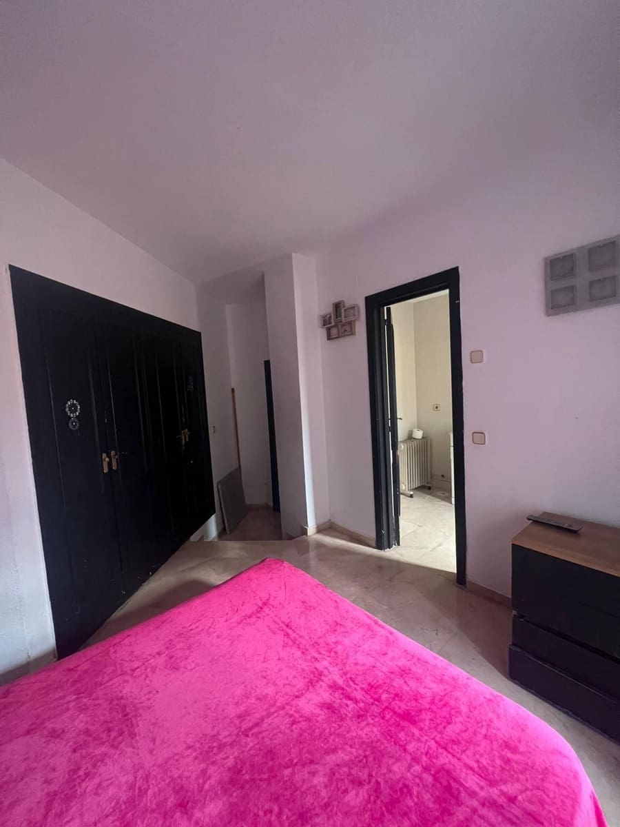 2 soveværelse Lejlighed til salg i Estepona - € 220.000 (Ref: 8563025)