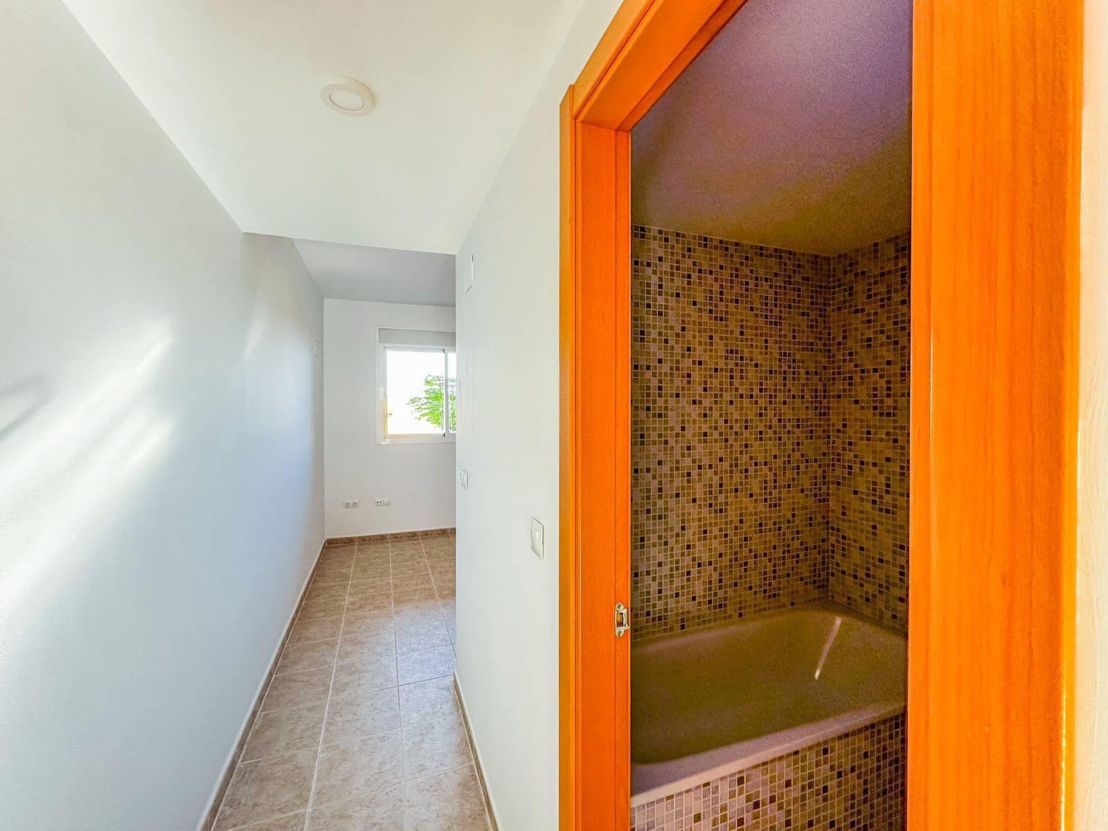 2 bedroom Apartment for sale in Casares with pool - € 220,000 (Ref: 8563028)