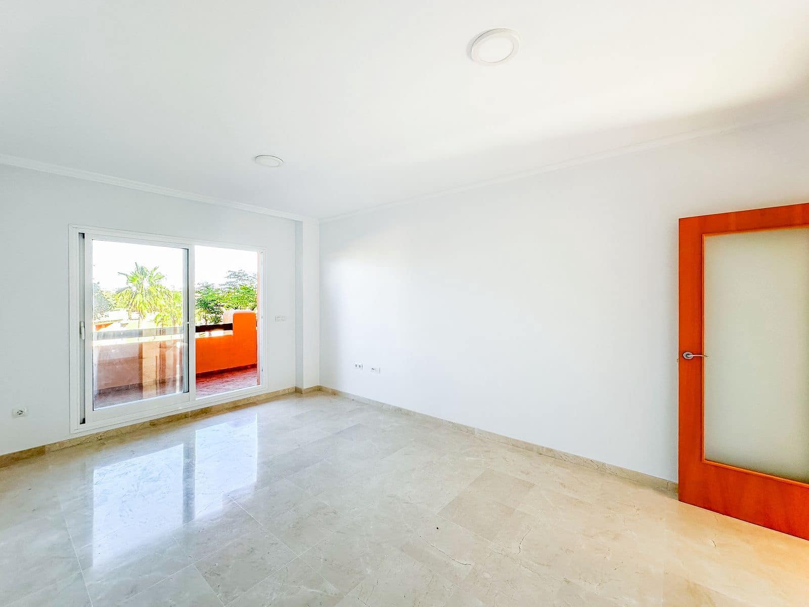 2 bedroom Apartment for sale in Casares with pool - € 220,000 (Ref: 8563028)