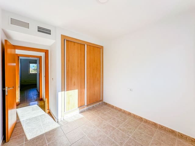 2 bedroom Apartment for sale in Casares with pool - € 220,000 (Ref: 8563028)