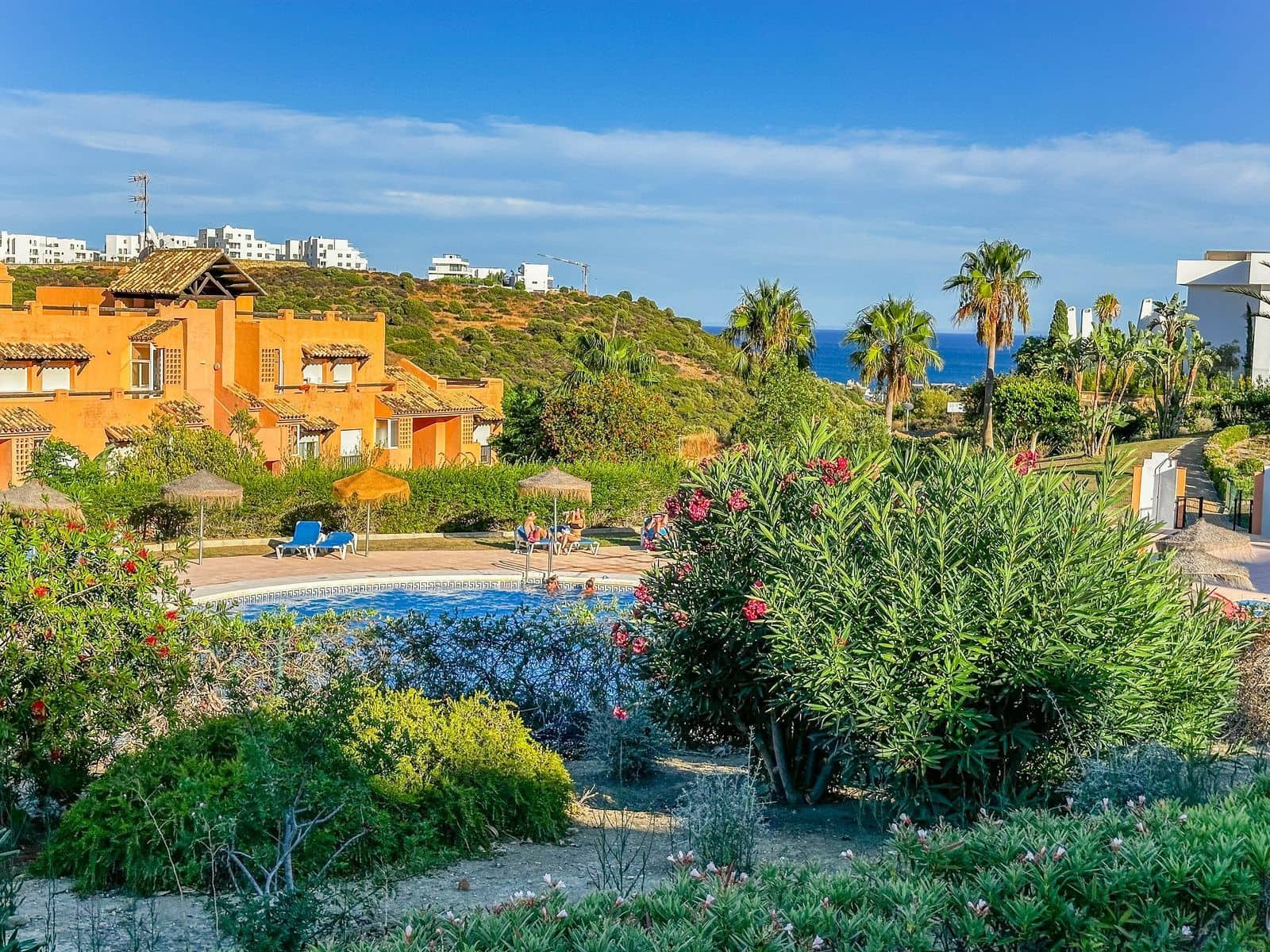 2 bedroom Apartment for sale in Casares with pool - € 220,000 (Ref: 8563028)