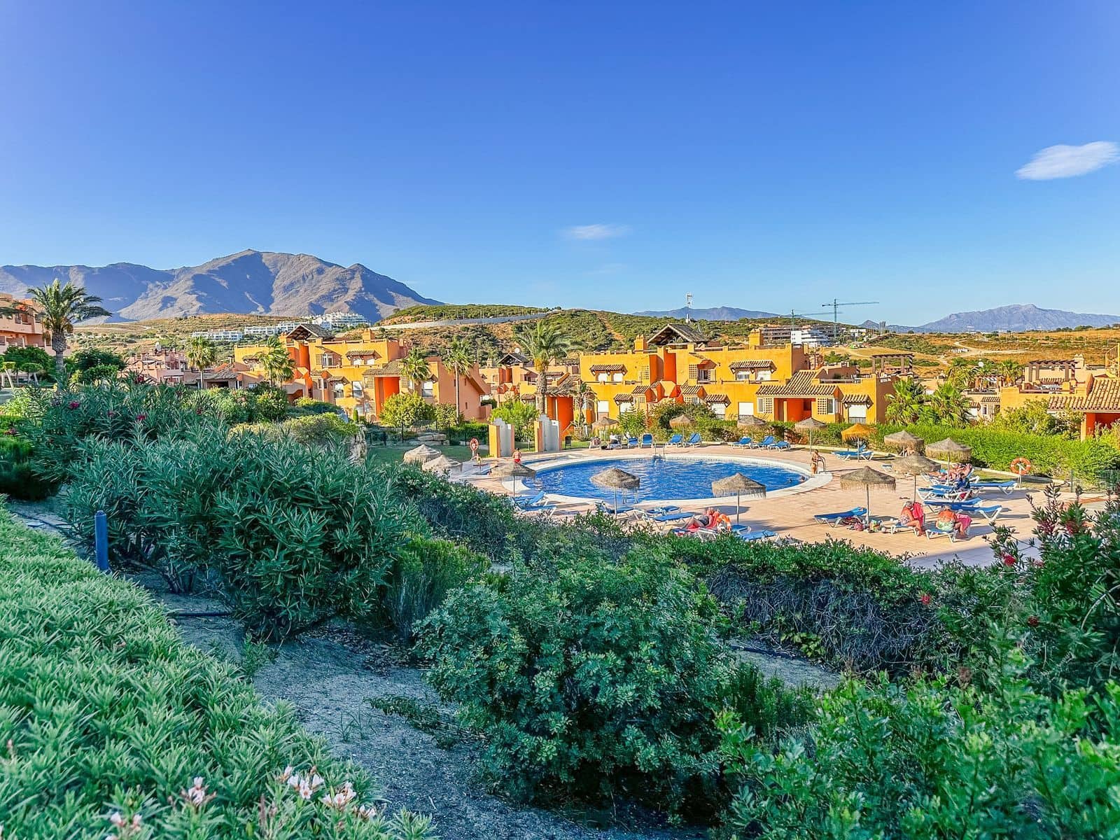 2 bedroom Apartment for sale in Casares with pool - € 220,000 (Ref: 8563028)