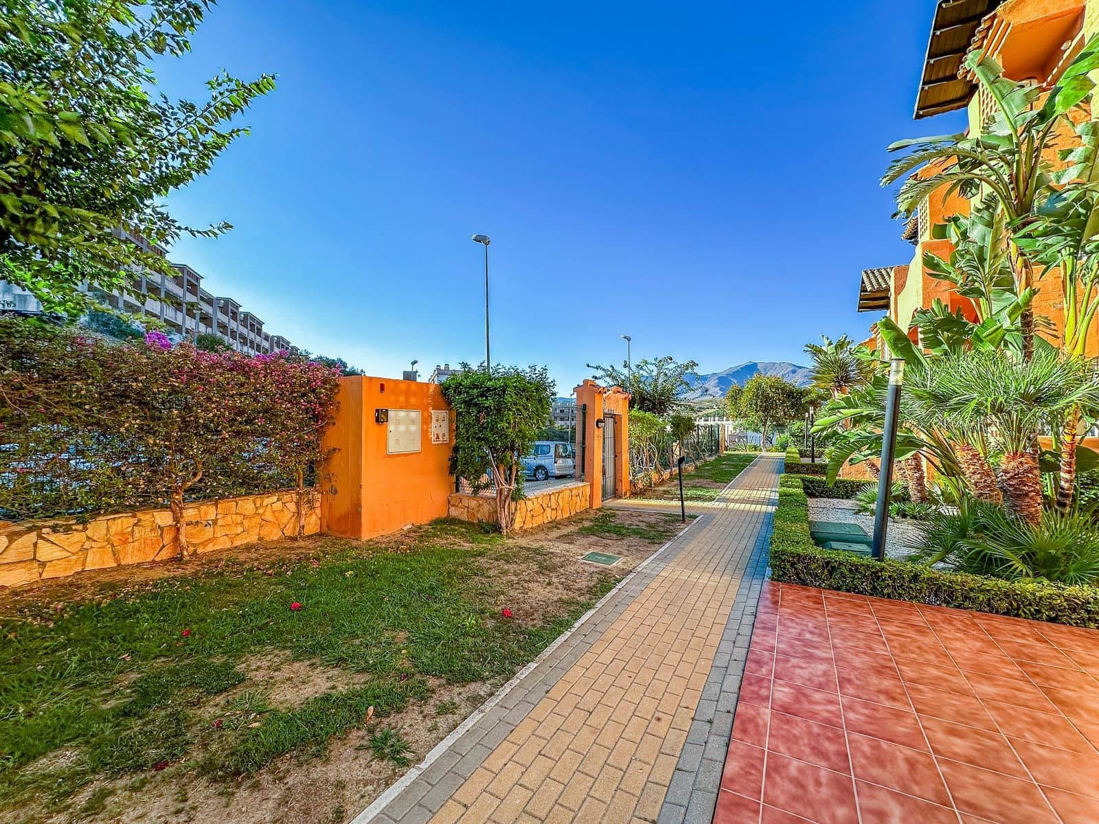 2 bedroom Apartment for sale in Casares with pool - € 220,000 (Ref: 8563028)