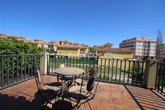 3 slaapkamer Villa te koop in San Luis de Sabinillas, Manilva - € 399.999 (Ref: 8566928)