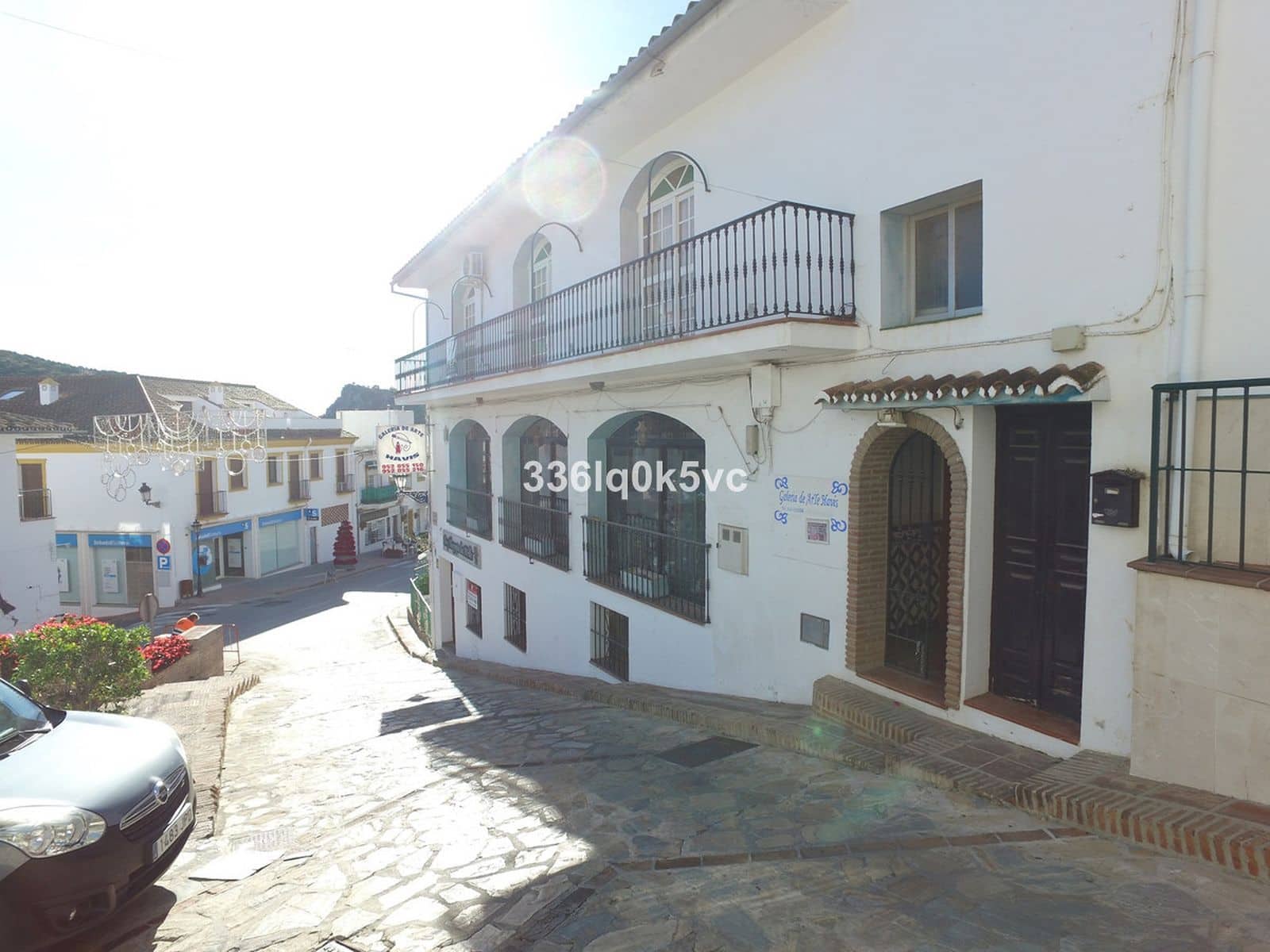 4 bedroom Apartment for sale in Benahavis - € 295,000 (Ref: 8566932)