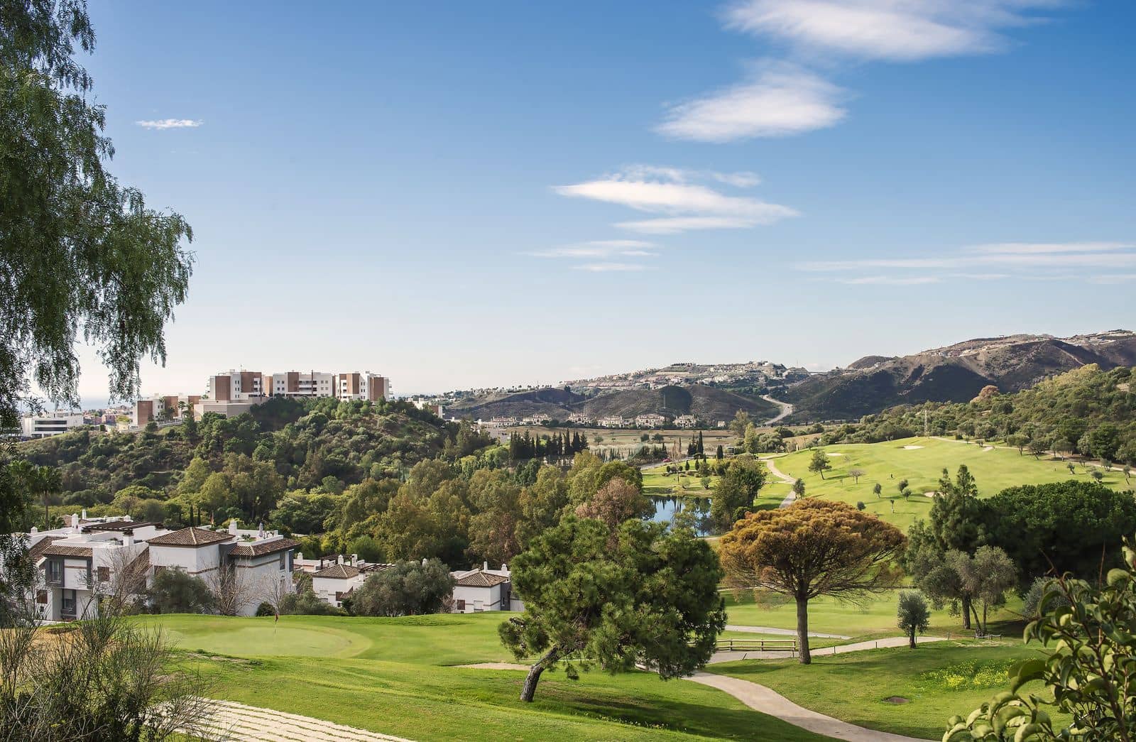 2 soveværelse Lejlighed til salg i Benahavis - € 285.000 (Ref: 8566934)