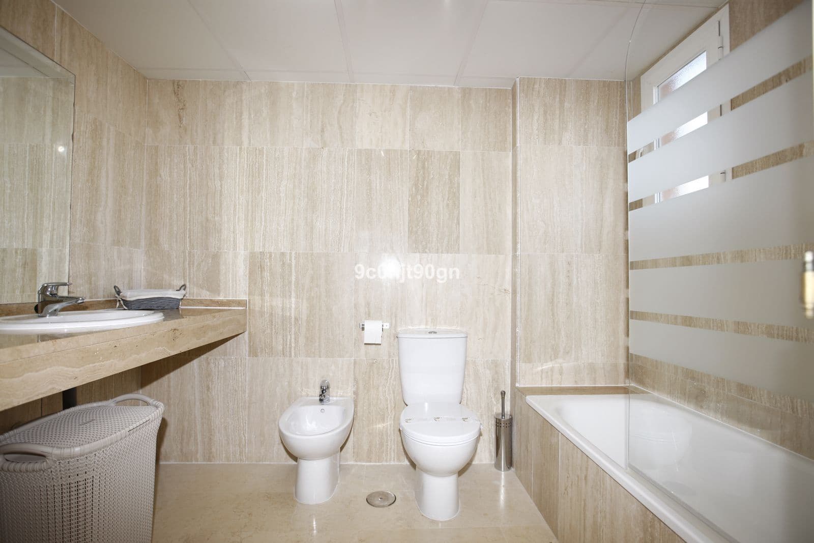 2 soveværelse Lejlighed til salg i Elviria med swimmingpool - € 379.000 (Ref: 8567041)