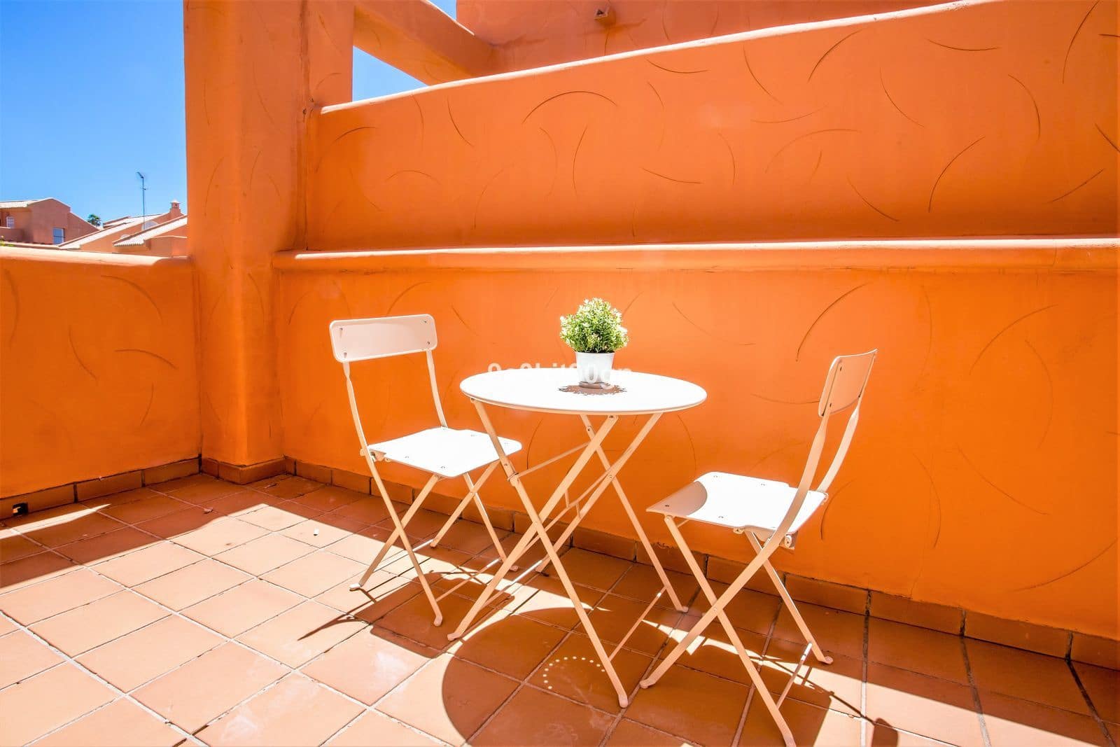 2 soveværelse Lejlighed til salg i Elviria med swimmingpool - € 379.000 (Ref: 8567041)