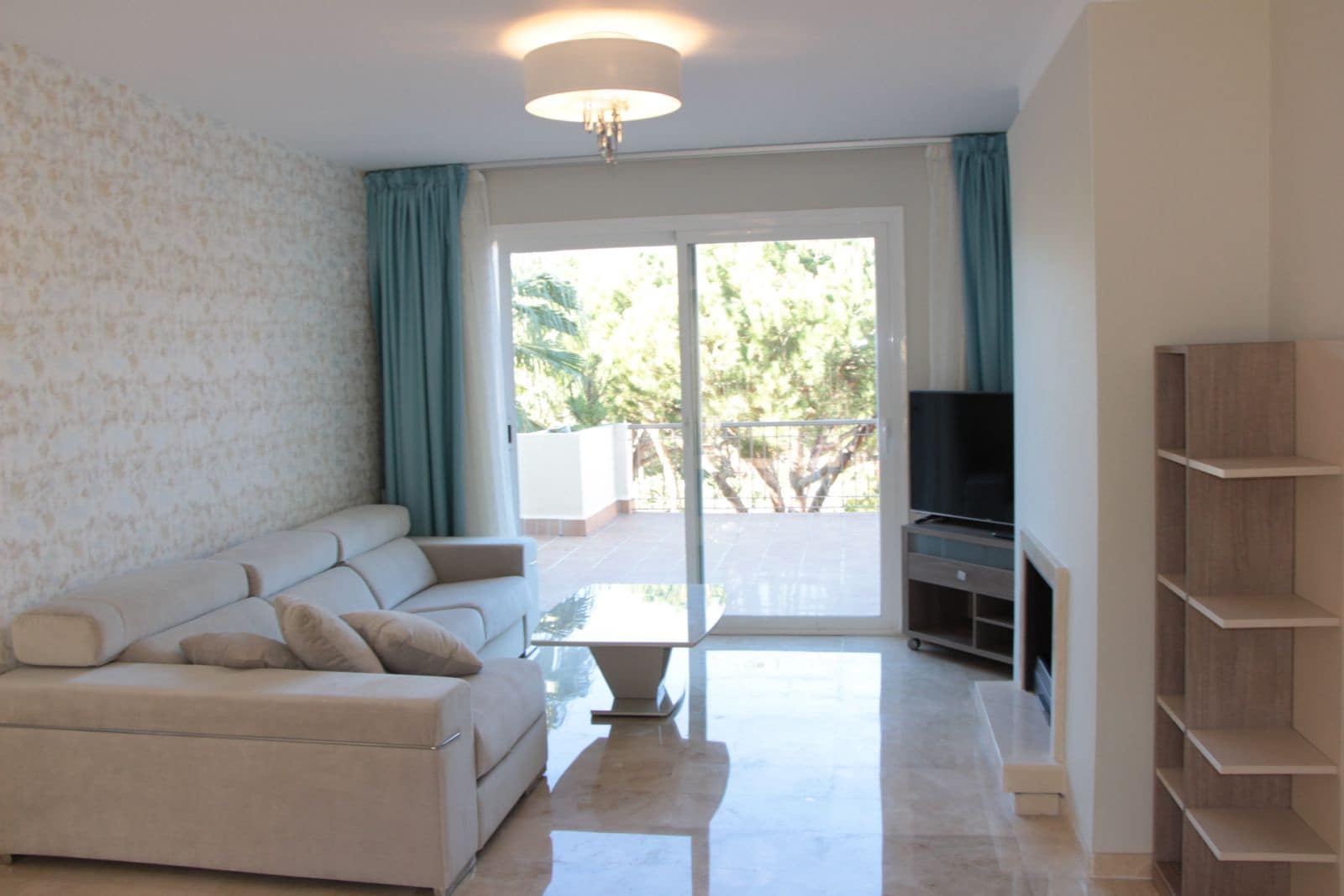 2 bedroom Apartment for sale in Marbella - € 470,000 (Ref: 8567044)
