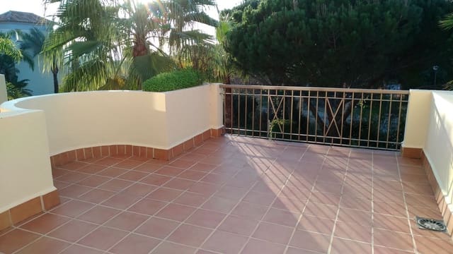 2 bedroom Apartment for sale in Marbella - € 470,000 (Ref: 8567044)