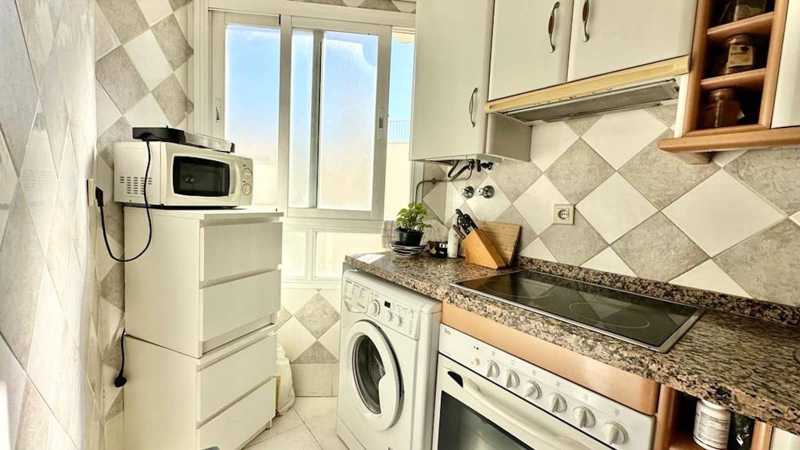 2 quarto Penthouse para venda em Marbella - 435 000 € (Ref: 8567045)