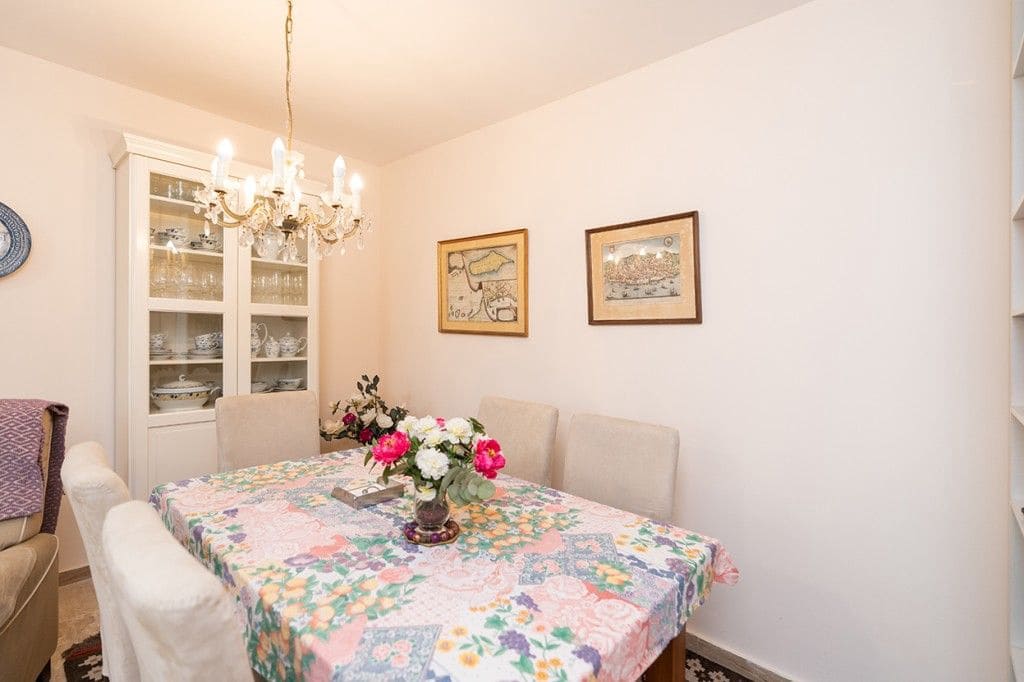 2 bedroom Apartment for sale in Marbella - € 400,000 (Ref: 8567047)