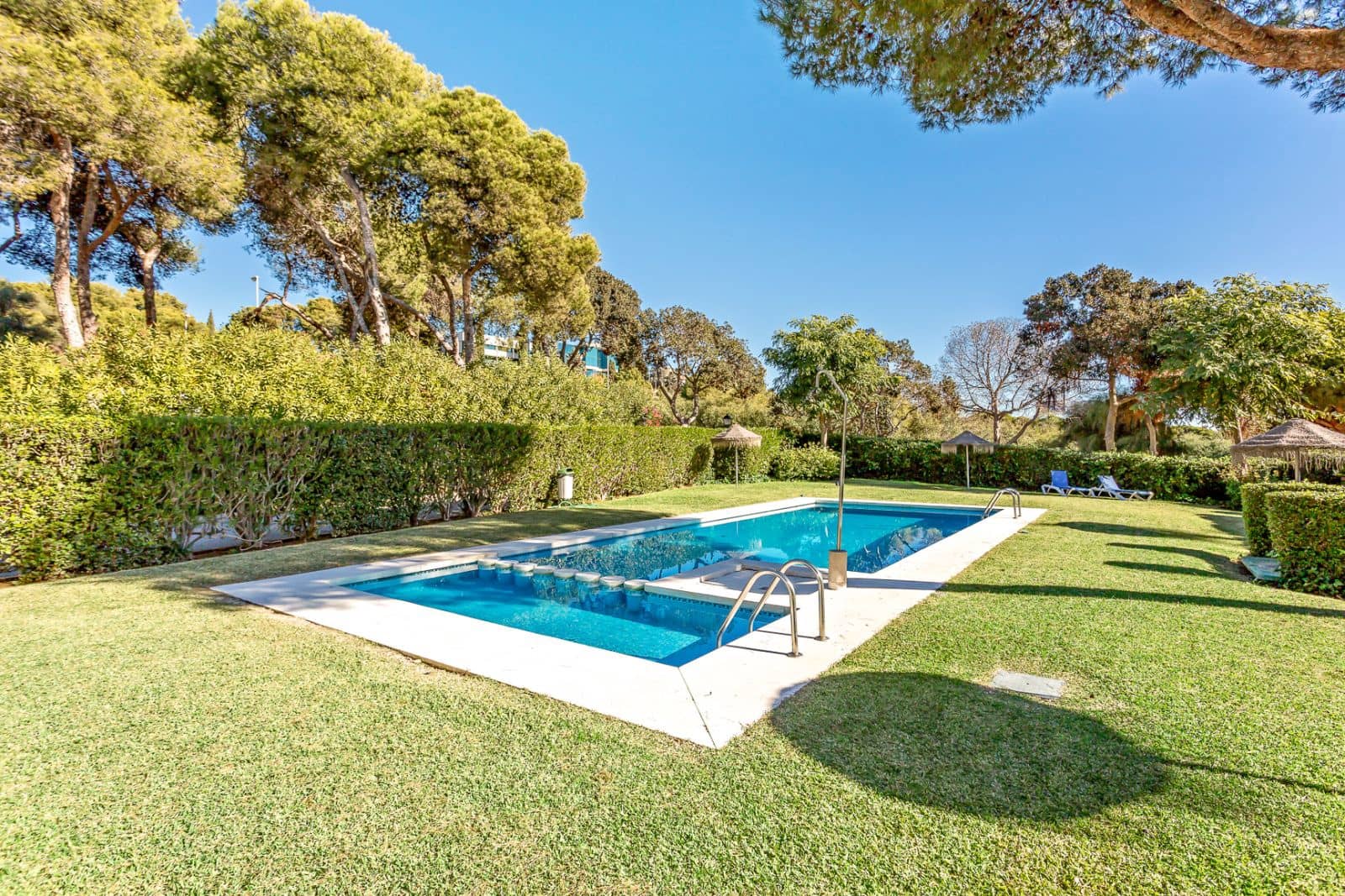 2 sypialnia Apartament na sprzedaż w Cabopino - 445 000 € (Ref: 8567048)