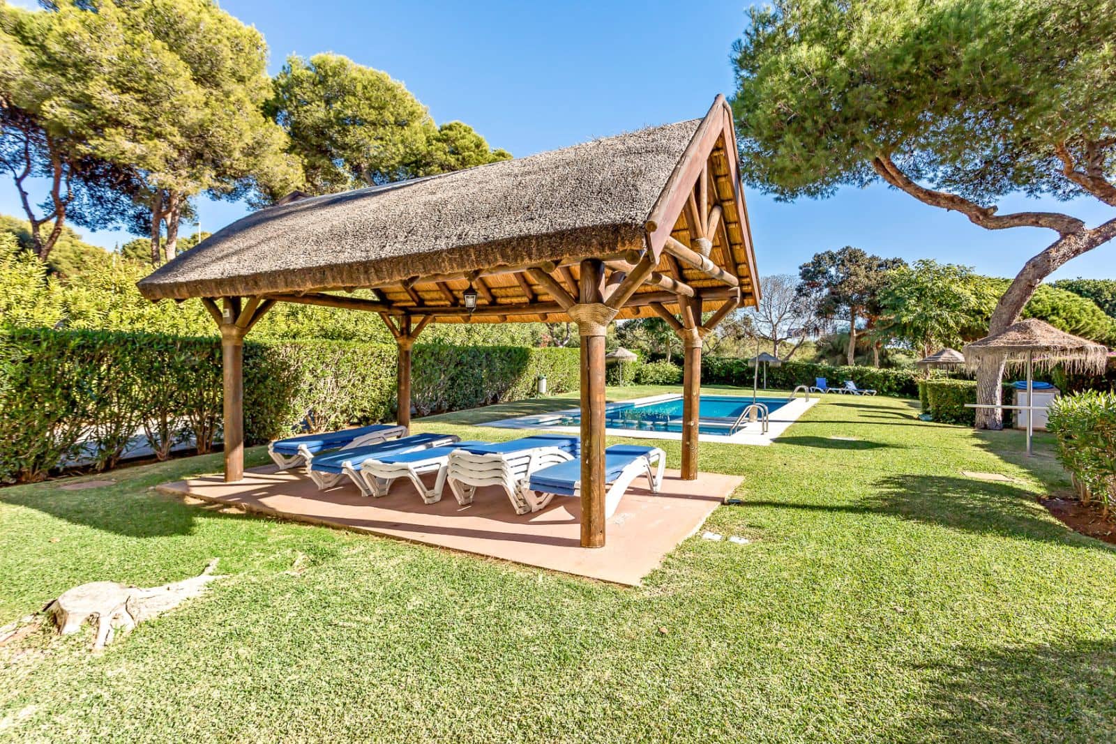 2 sypialnia Apartament na sprzedaż w Cabopino - 445 000 € (Ref: 8567048)