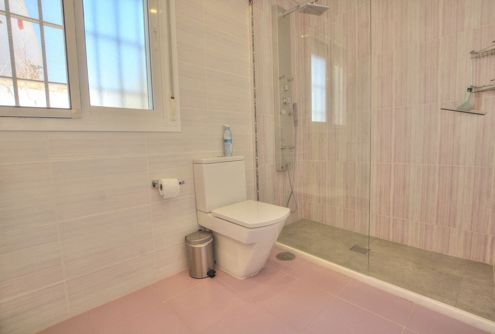 4 bedroom Villa for sale in El Faro - € 519,950 (Ref: 8567052)