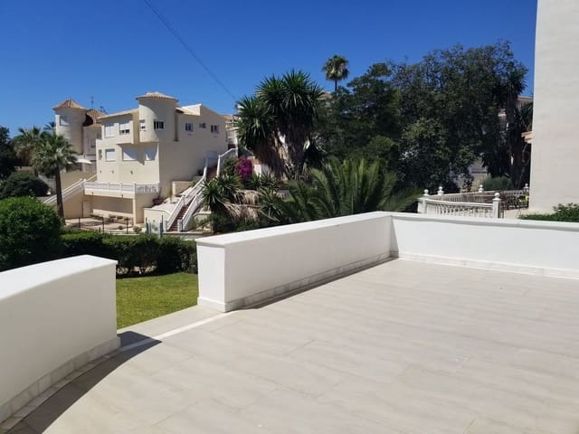 4 bedroom Villa for sale in El Faro, Mijas - € 519,950 (Ref: 8567052)