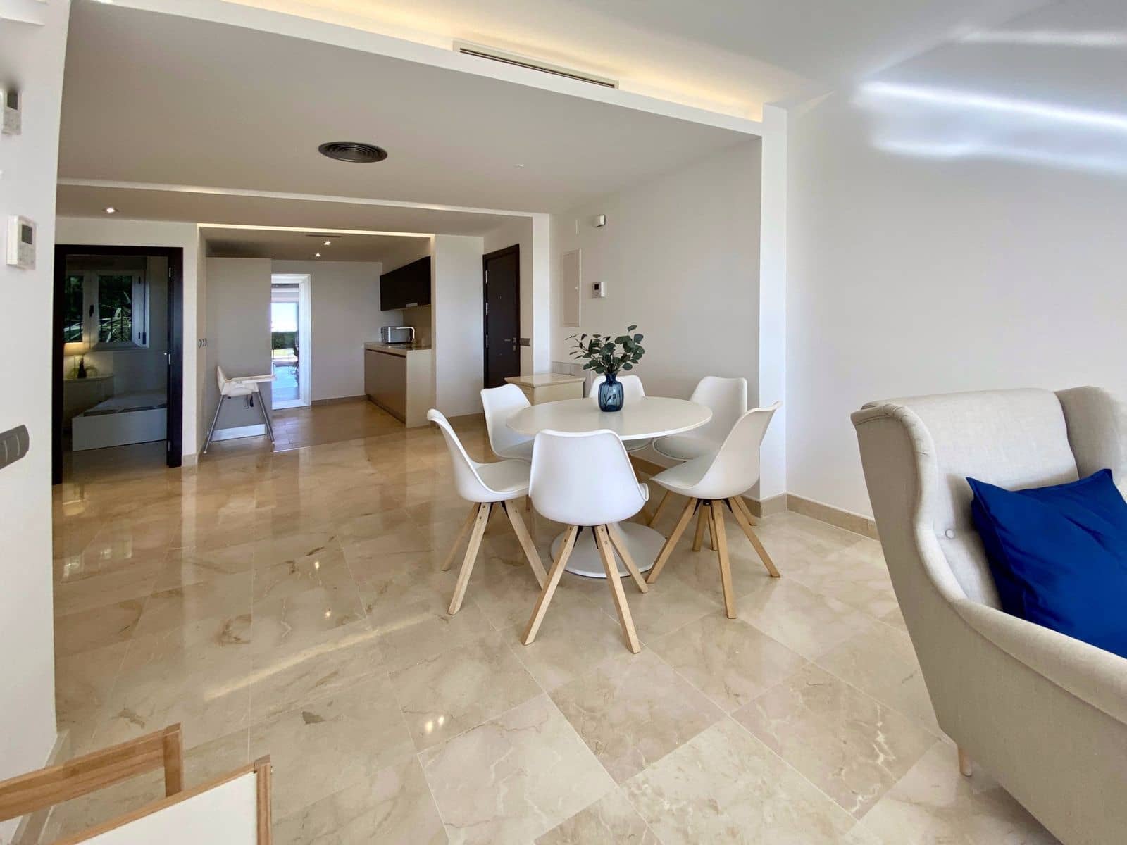 2 soveværelse Lejlighed til salg i Elviria med swimmingpool - € 325.000 (Ref: 8567411)