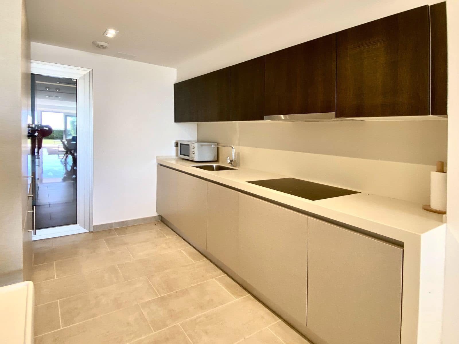 2 soveværelse Lejlighed til salg i Elviria med swimmingpool - € 325.000 (Ref: 8567411)